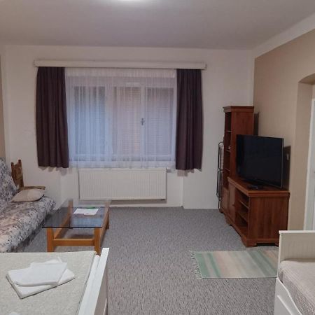 Apartman Horni Slavkov Hodinarstvi Exterior photo