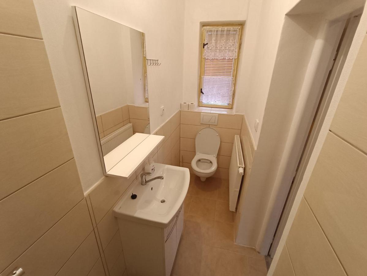 Apartman Horni Slavkov Hodinarstvi Exterior photo